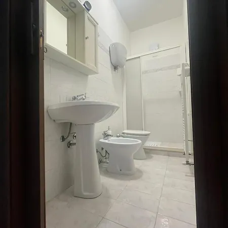 ゲストハウス La Casa Di Maya 3*