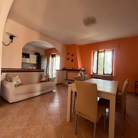 La Casa Di Maya Gæstehus Panicarola